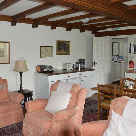 Middlehead Cottages 皮克林 外观 照片
