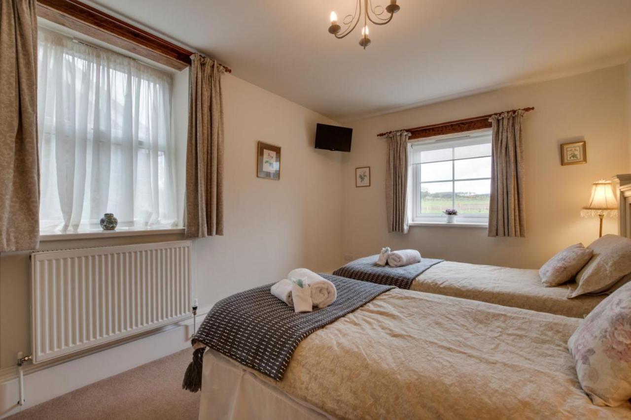 Middlehead Cottages 皮克林 外观 照片